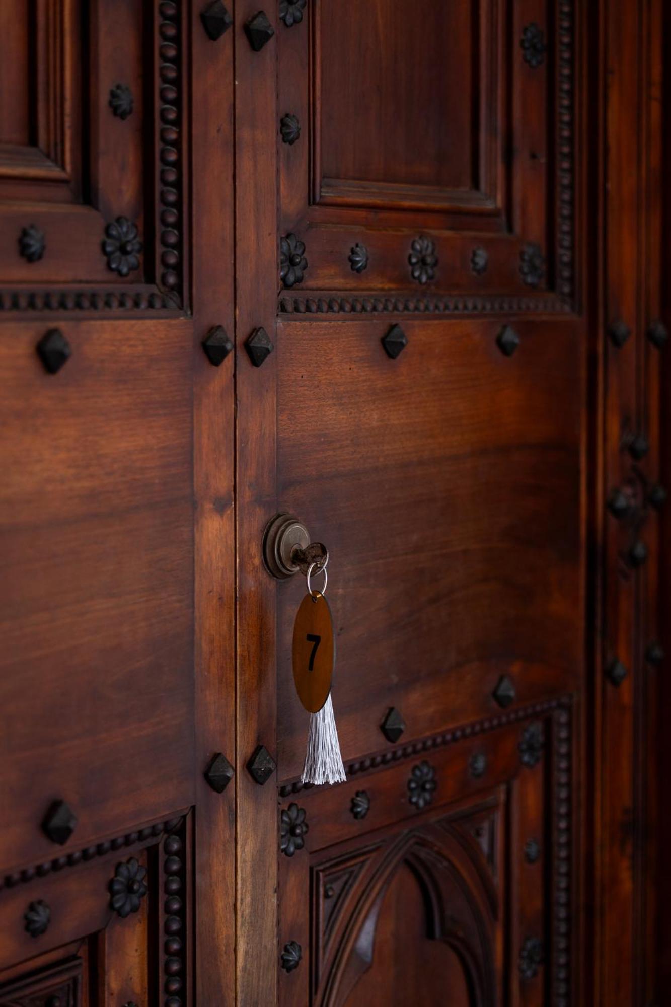 Palazzo Piccinno Parabita Bagian luar foto
